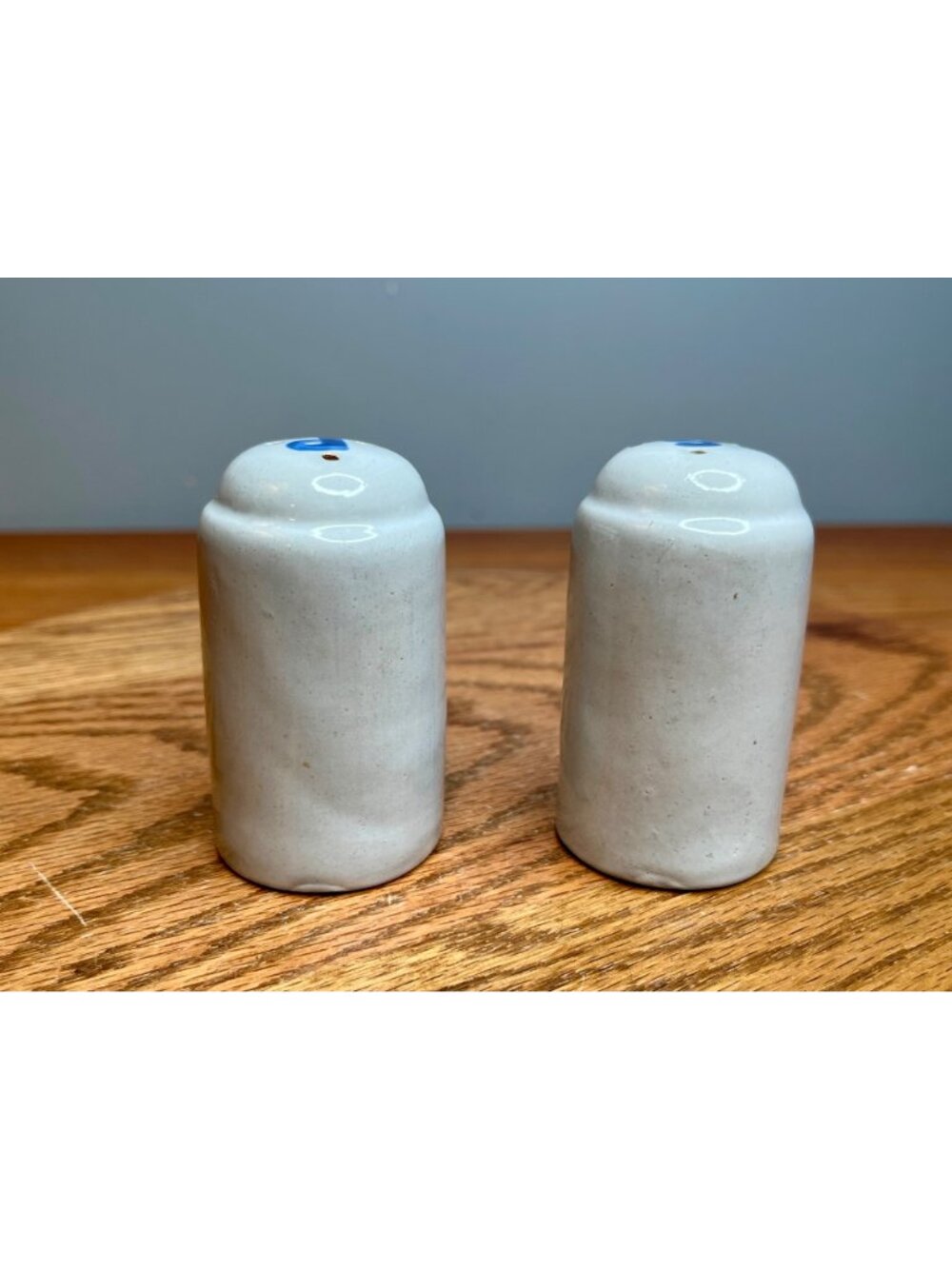 MA Hadley Country Scene Blue Salt and Pepper Shaker Set (3" tall) ; House and H - Picture 3 of 10